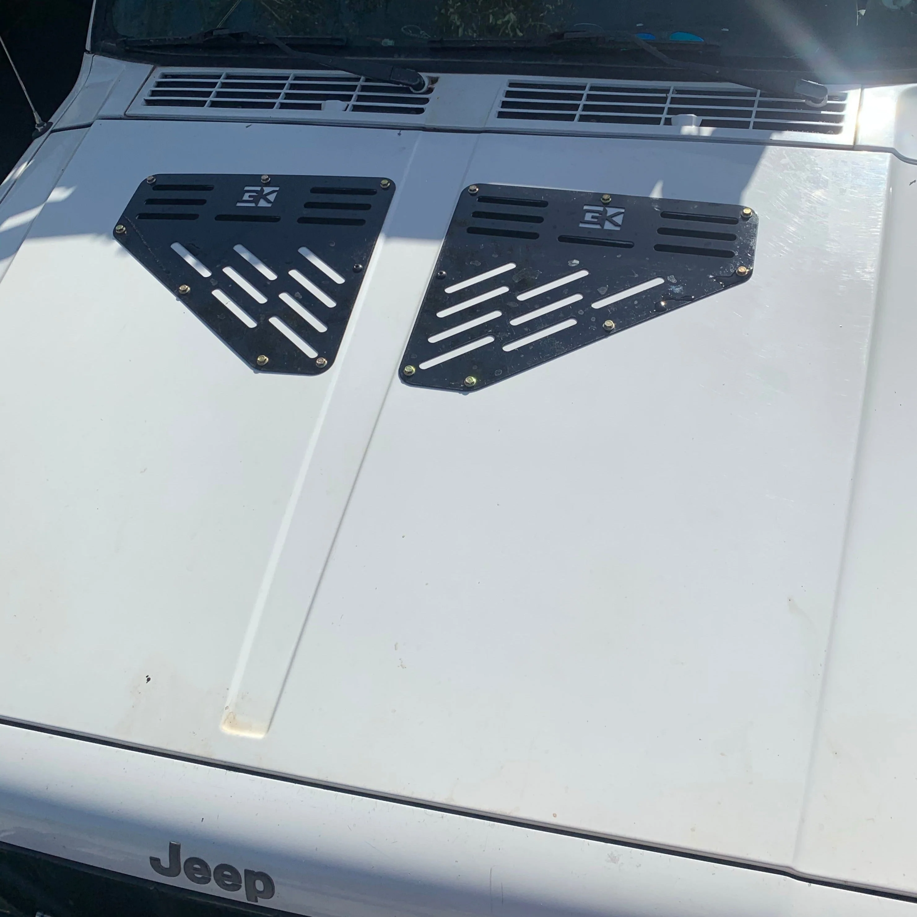 1984-2004 Jeep Cherokee Grand Cherokee XJ ZJ WJ Universal Hood Vents - Image 3