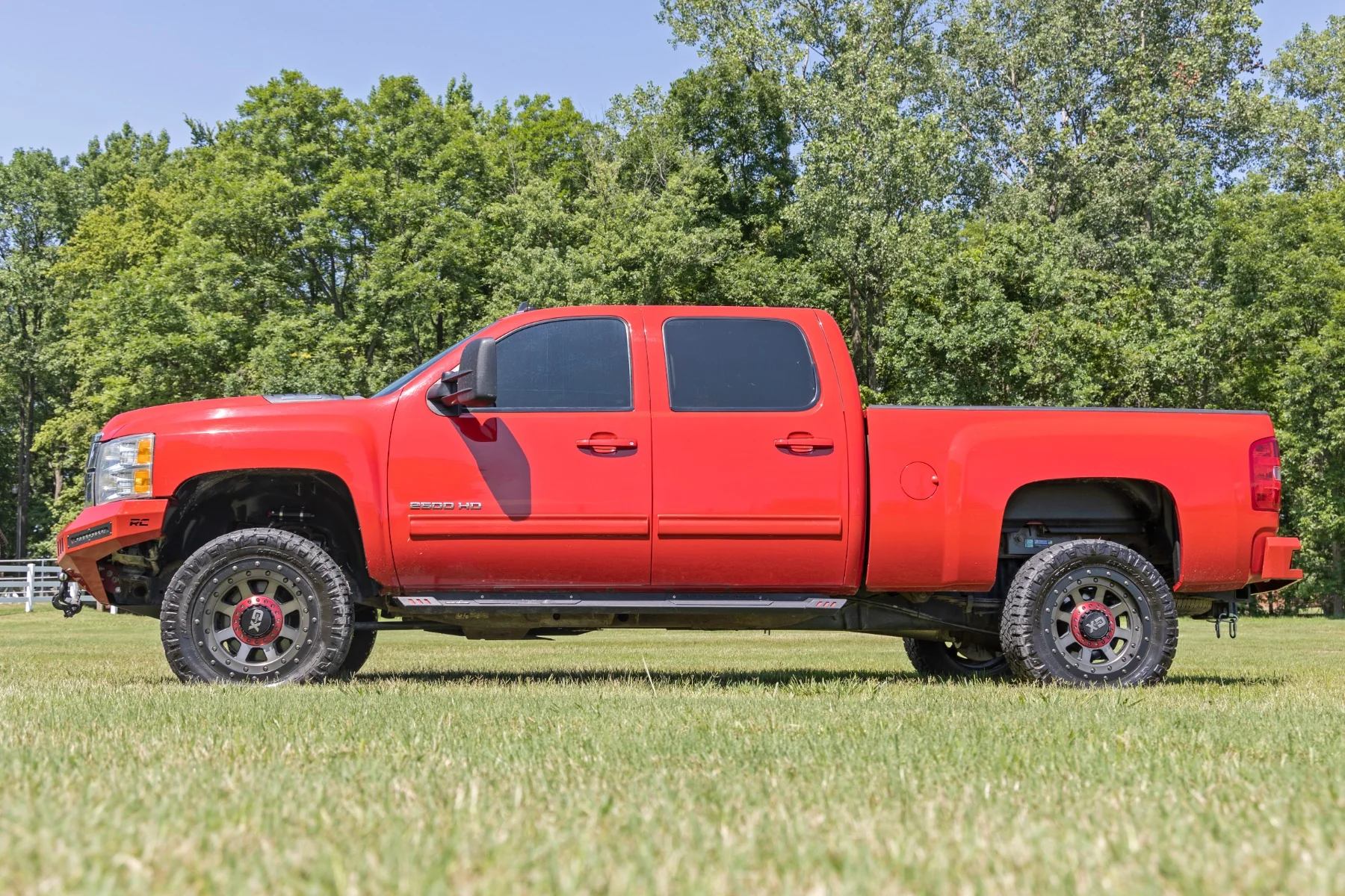 3.5 Inch Knuckle Lift Kit with V2 Shocks 11-19 Chevy/GMC 2500HD/3500HD Rough Country - 95770 - Image 10