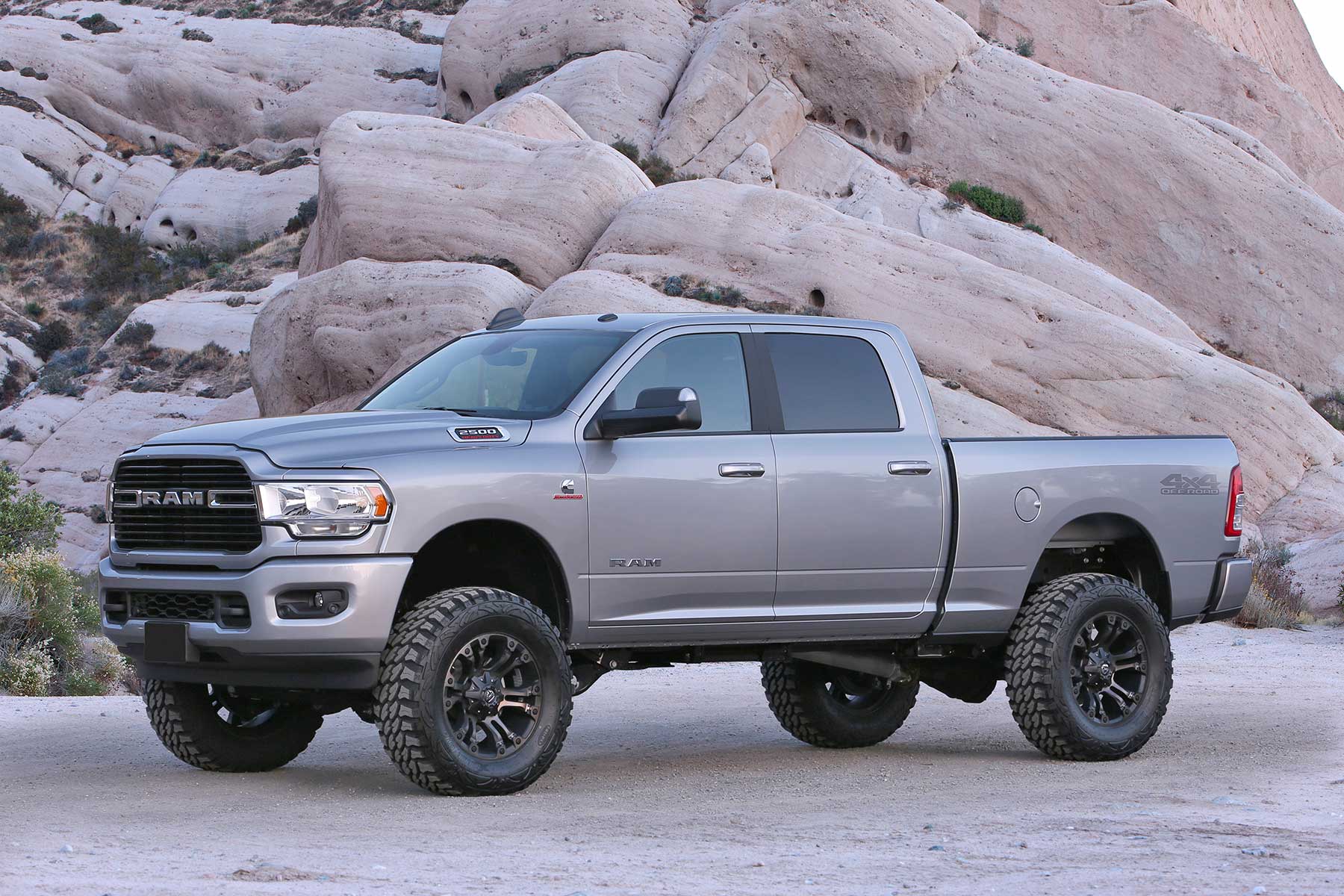 5" RADIUS ARM KIT W/PERF SHKS 2019-21 RAM 2500 4WD. - K3180 - Image 2