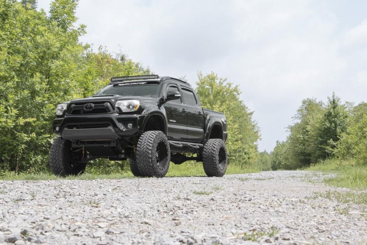 6.0 Inch Toyota Suspension Lift Kit w/ Vertex Coilovers and V2 Shocks (05-15 Tacoma 4WD/2WD) Rough Country - 74757 - Image 4