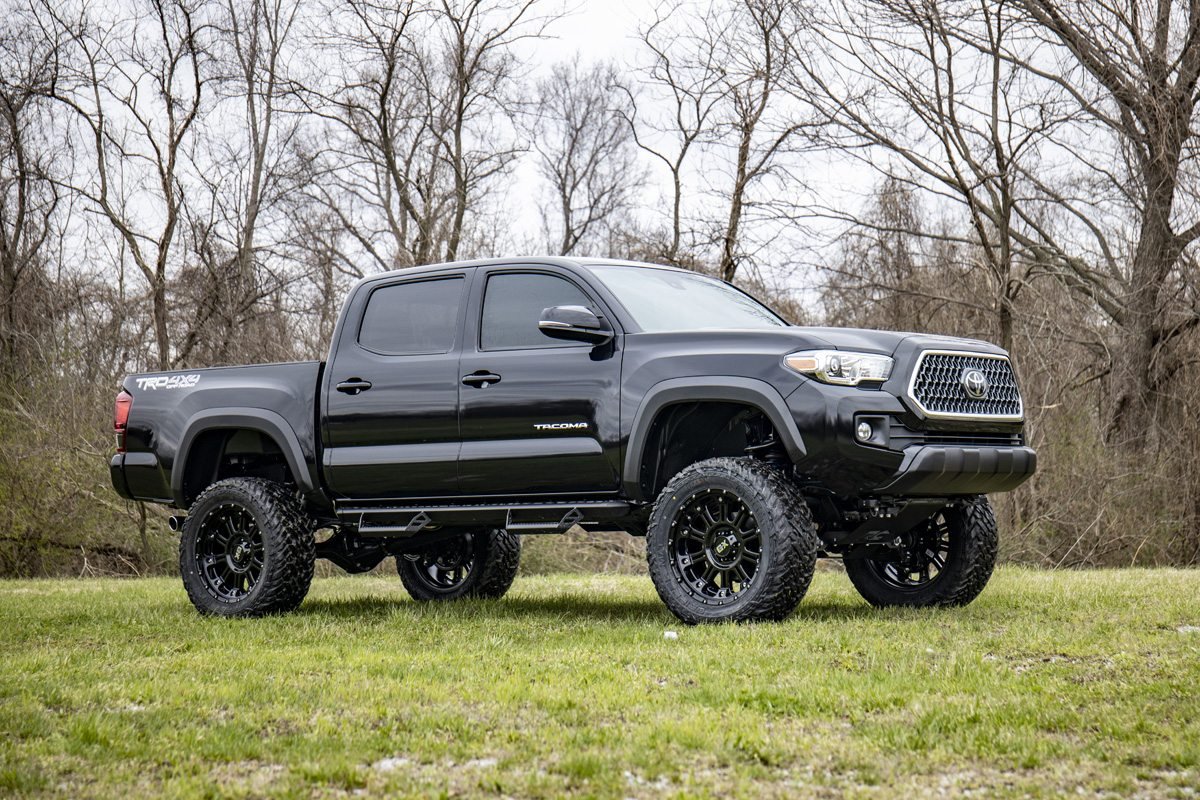 6.0 Inch Toyota Suspension Lift Kit w/ Vertex Coilovers and V2 Shocks (16-20 Tacoma 4WD/2WD) Rough Country - 75857 - Image 6