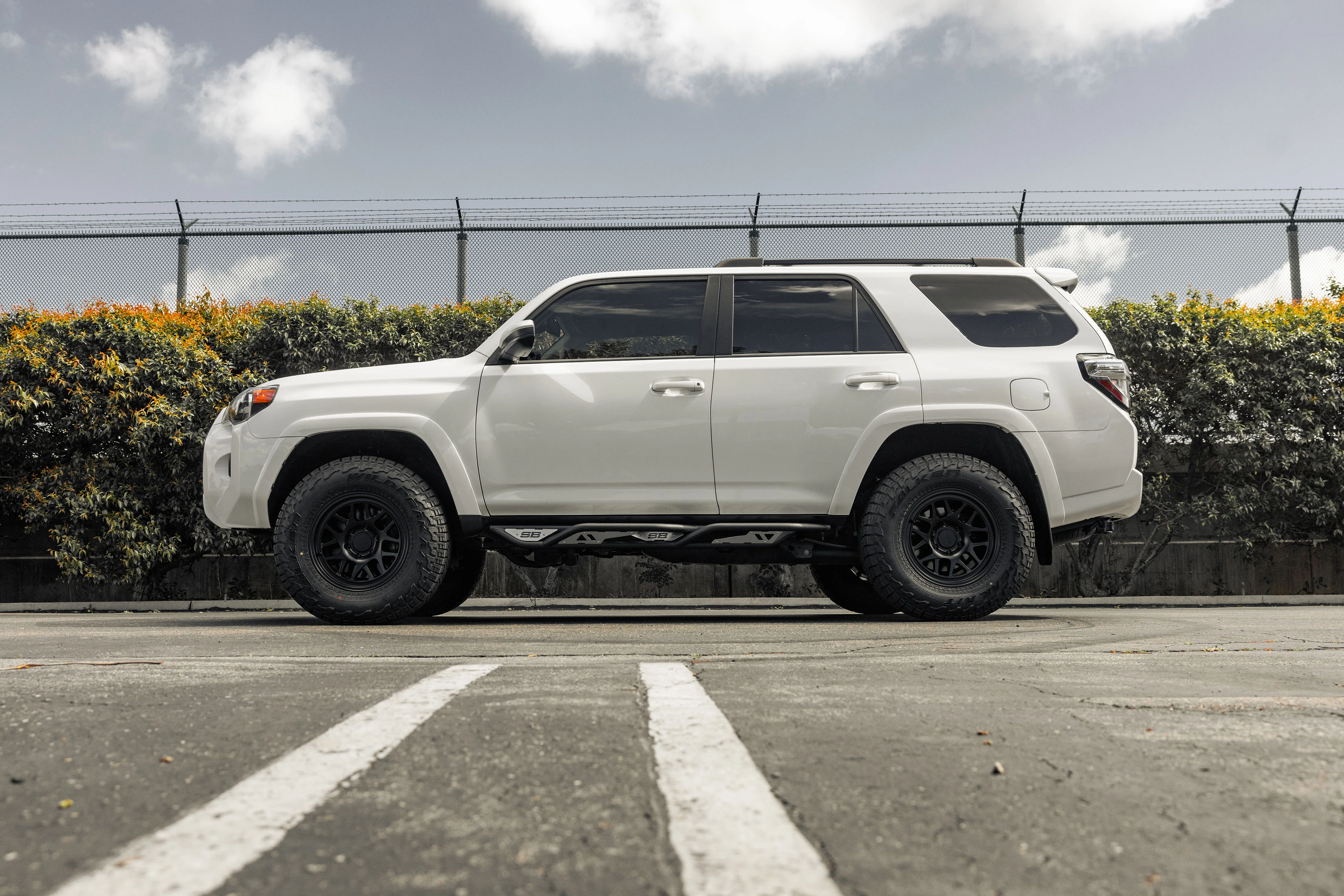Apollo Sliders w/ Step (10-24 Toyota 4Runner) - Image 8