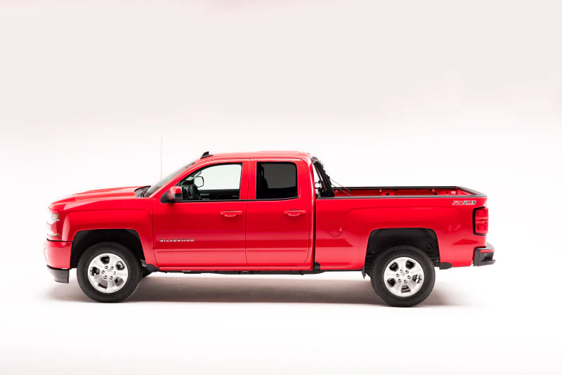 BAK 14-18 Chevy Silverado 1500 / 15-20 Silverado 2500/3500 5ft 8in Bed BAKFlip MX4 Matte Finish - Image 4