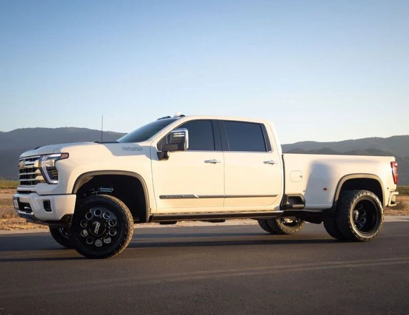 Cognito 20-24 Chevy/GMC Silv/Sierra 2500/3500 HD 2WD/4WD 3in Elite Leveling Kit w/ King 2.5 RR - Image 2