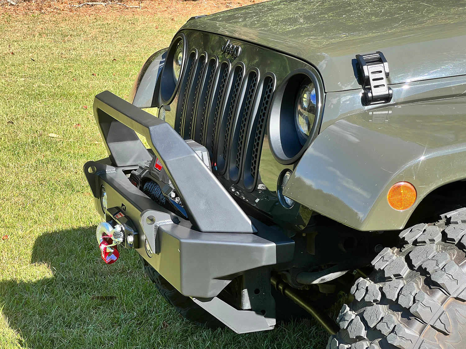 Crusher HD Front Bumper for Jeep JK/JKU with BullBar and Skidplate Motobilt - MB1209-MB1210-MB1203 - Image 5