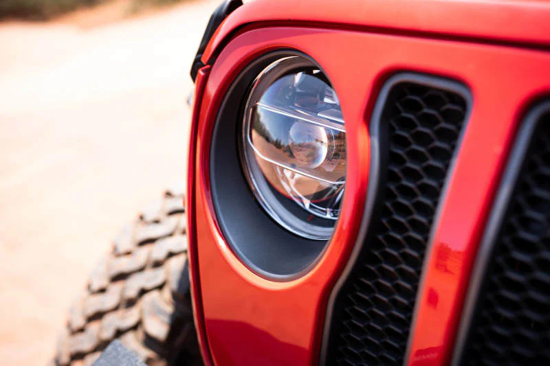 DV8 Offroad 2018+ Jeep Wrangler JL/Gladiator LED Projector Headlights - Image 4