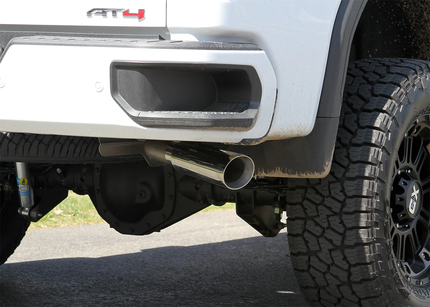 Flowmaster Outlaw Cat-Back Exhaust System - 818112 - Image 8