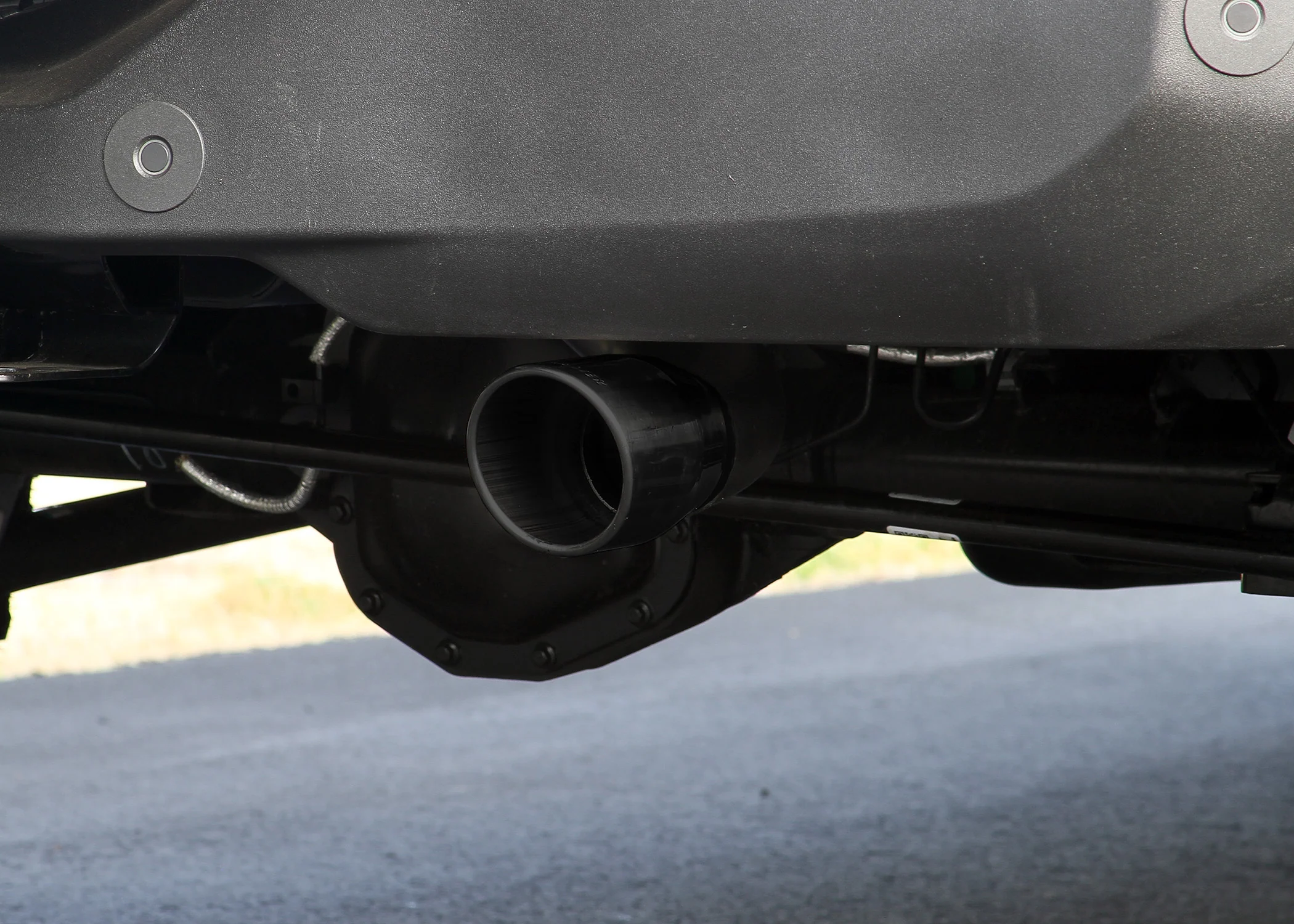 Flowmaster Outlaw Cat-Back Exhaust System - 818144 - Image 8