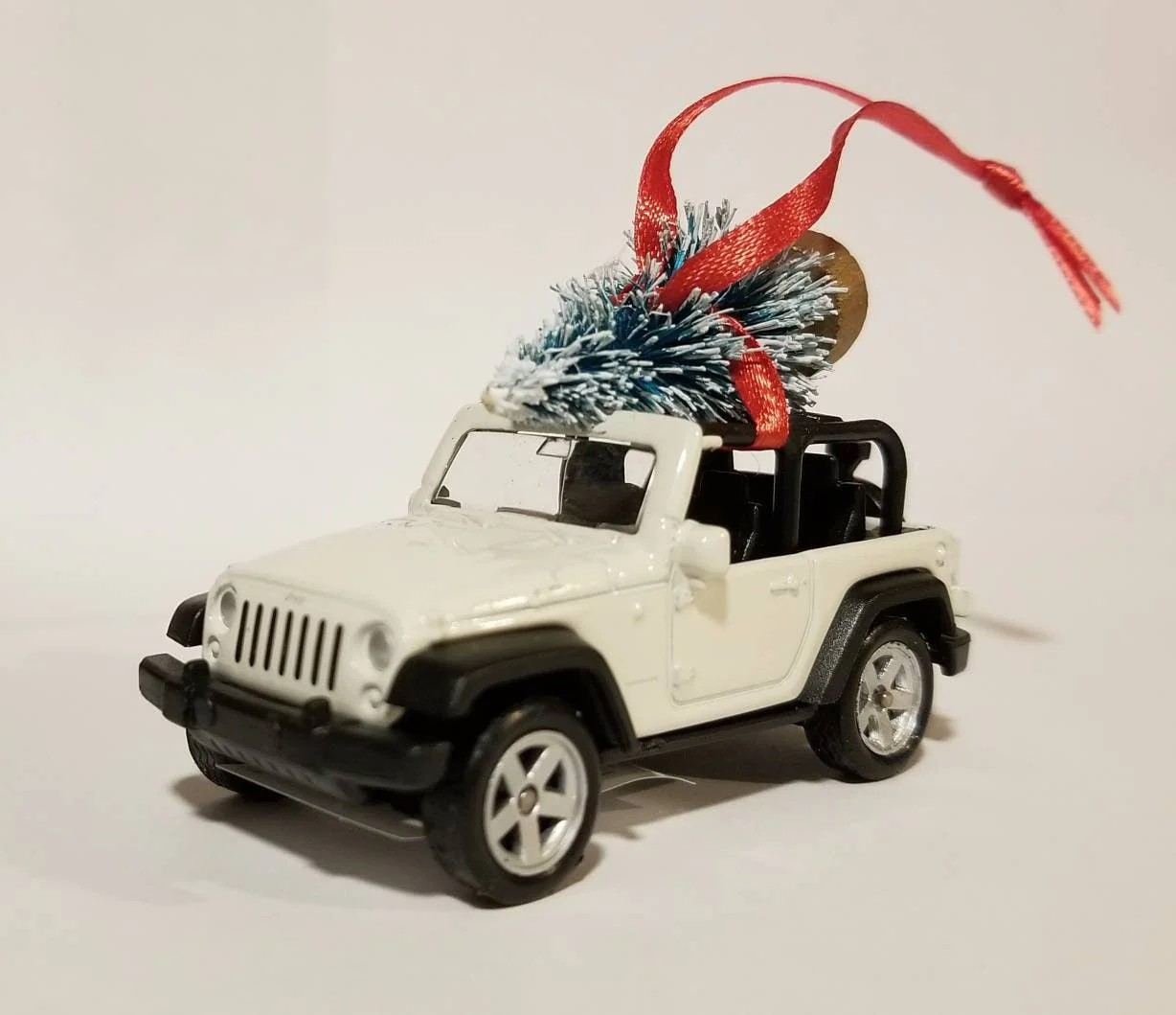 Jeep Wrangler JK 2 door Ornament with Tree - Image 2