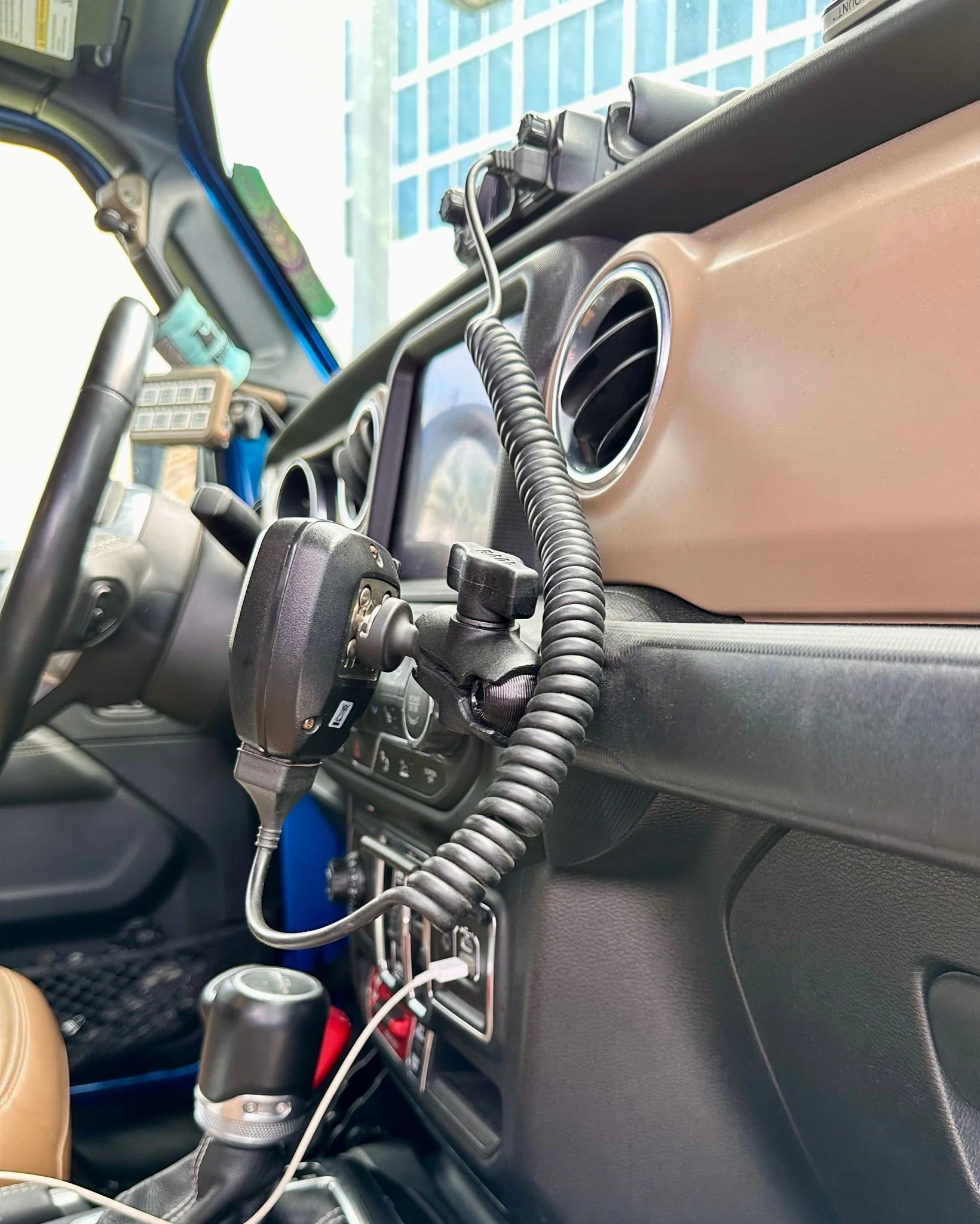 JK/JKU C.B. Clip Mount - Image 7