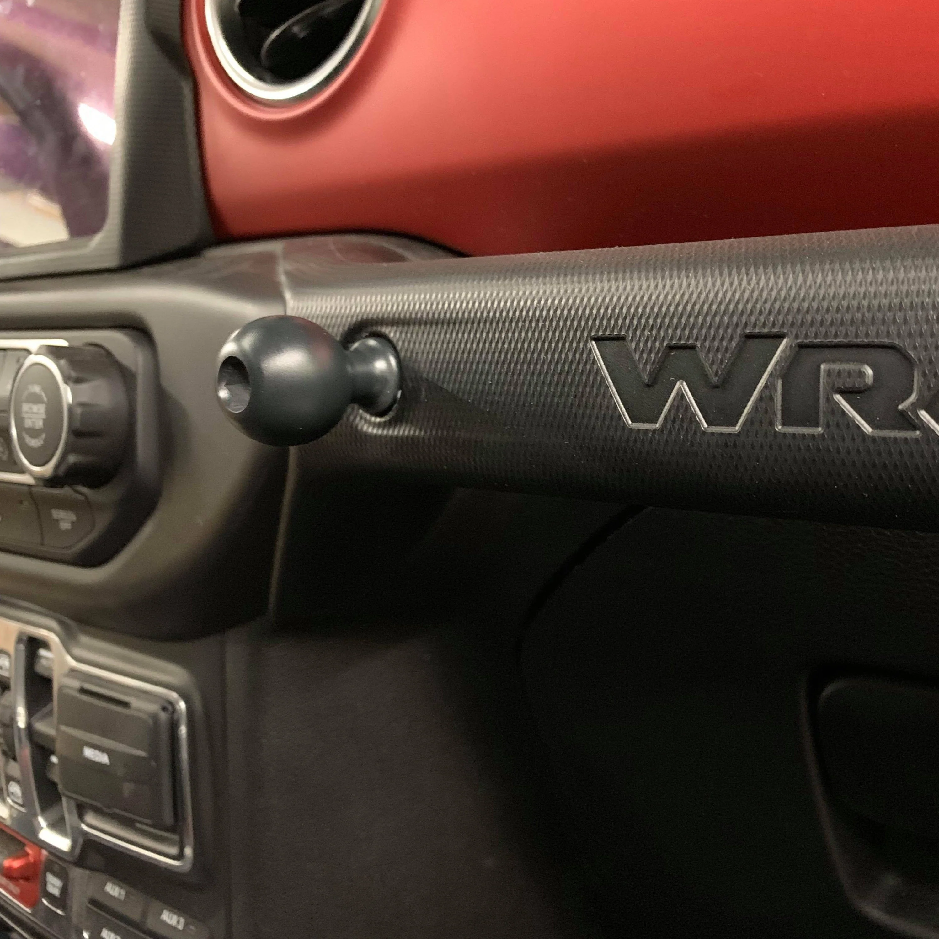 JL/JLU Grab Bar Ball Mount - Image 2