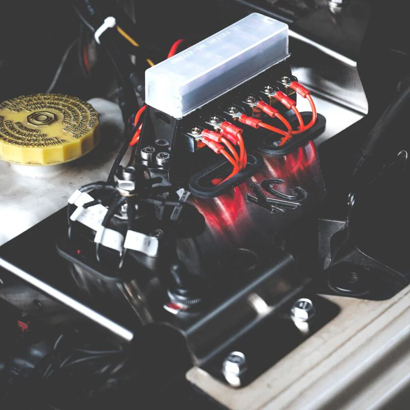 KC HiLiTES 2018+ Jeep Wrangler JL 3.6L / 2020+ Jeep Gladiator JT 3.6L Cyclone LED Engine Tray Kit - Image 5