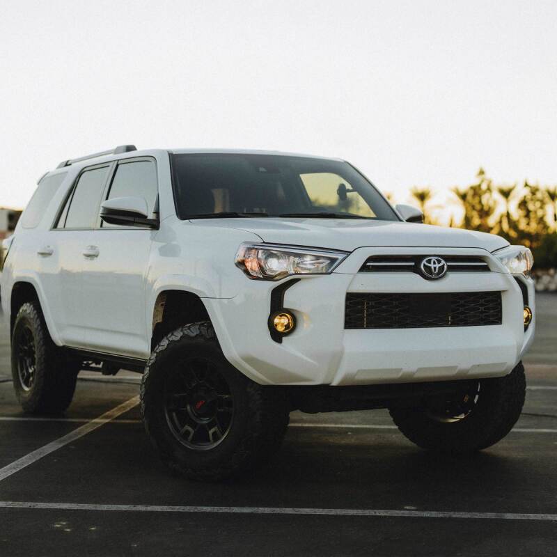 KC HiLiTES FLEX ERA 3 Dual Mode SAE Fog Lights - 2-Light Master Kit for Toyota Tacoma/4Runner/Tundra - Image 3