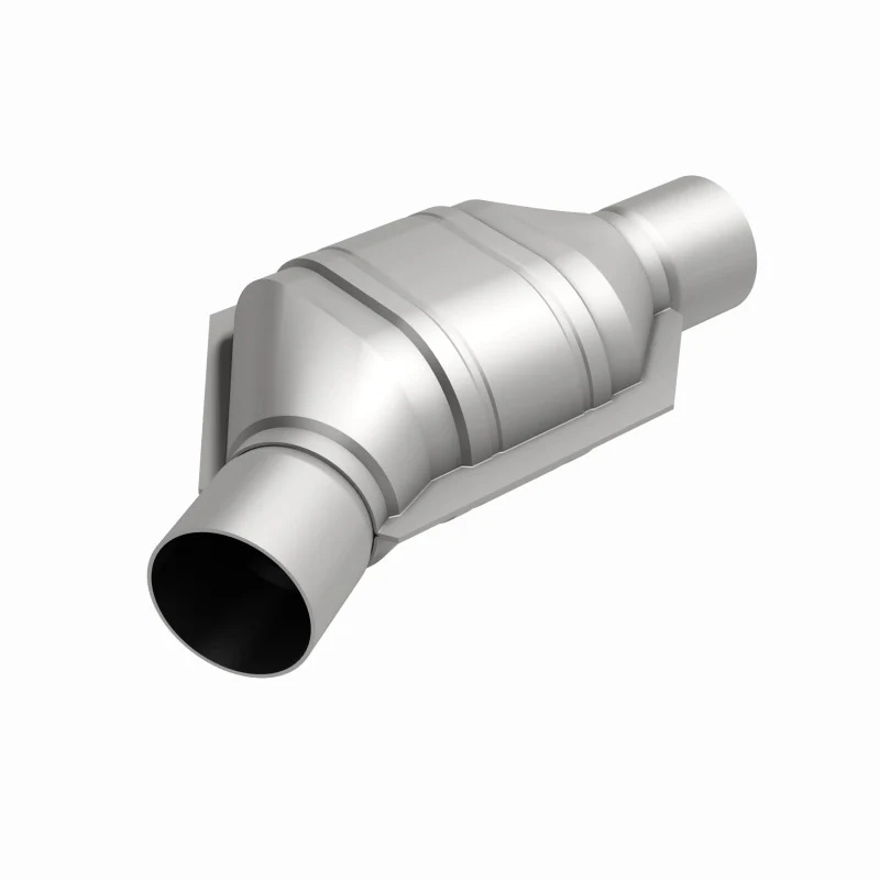 MagnaFlow Conv Univ 2.5 Angled Inlet - Image 6