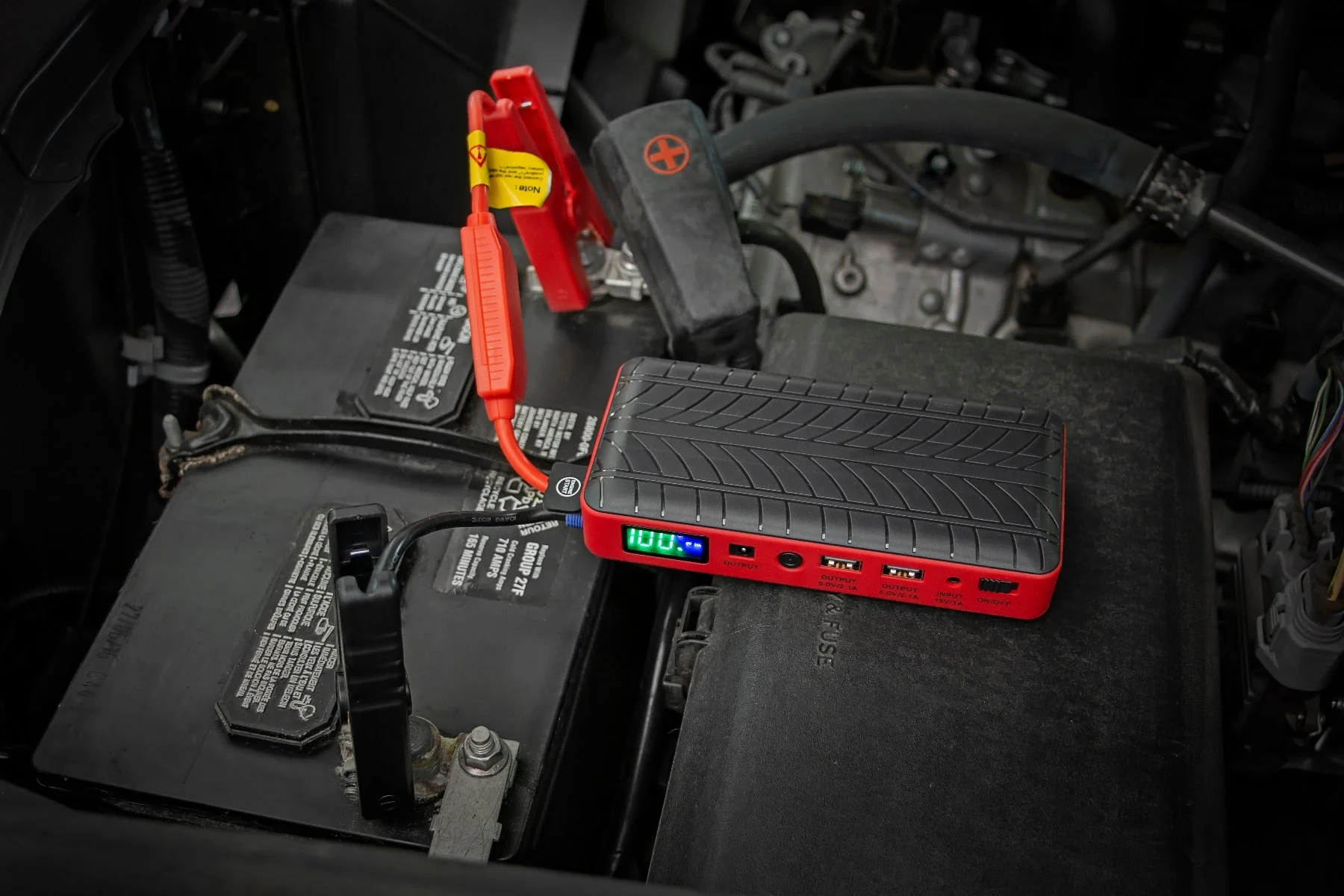 Portable Jump Starter w/Air Compressor Rough Country - 99015 - Image 5