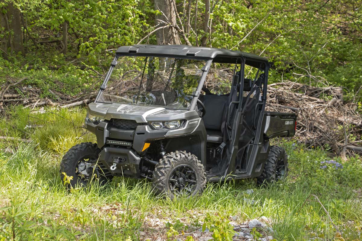 Scratch Resistant Full Windshield 16-20 Can-Am Defender Rough Country - 98162030 - Image 4