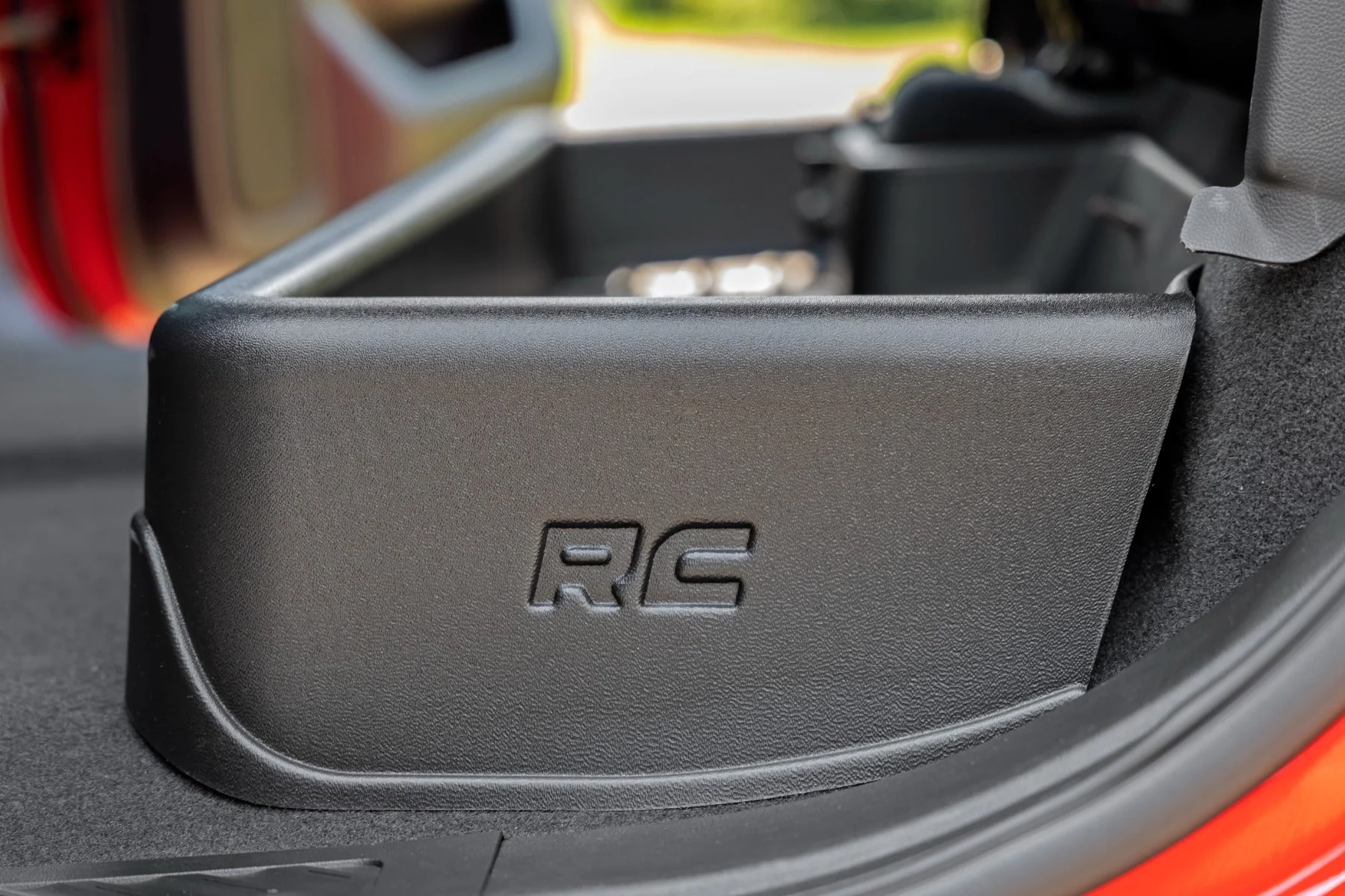 Under Seat Storage Crew Cab 19-22 Chevy/GMC 1500/2500HD Rough Country - RC09051A - Image 4
