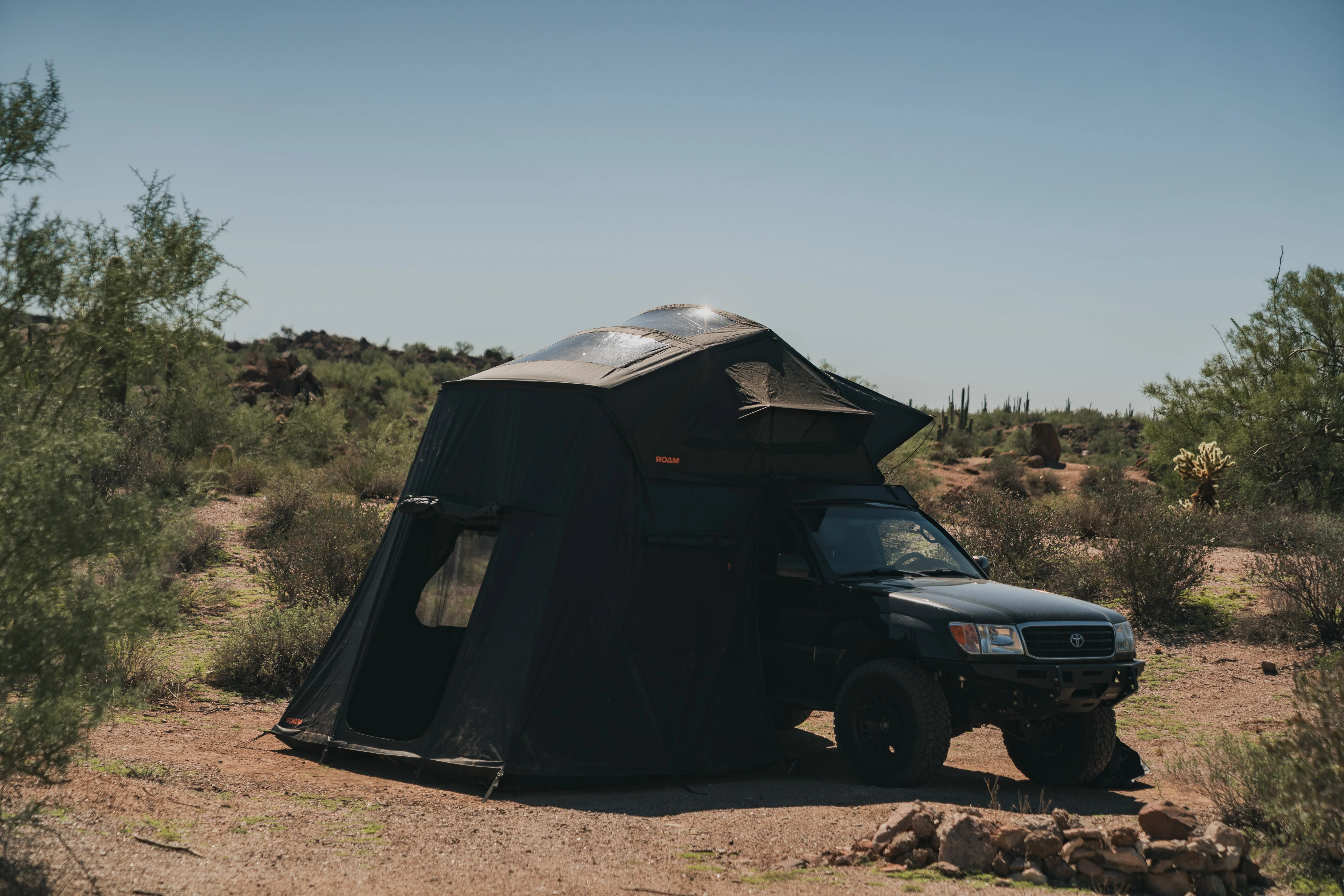 Vagabond XL 2.0 Rooftop Tent - Image 10