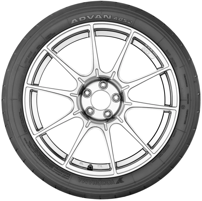 Yokohama Advan A052 Tire - 245/40R17 95W - Image 3